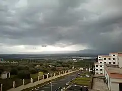 Vue depuis les hauteurs depuis le campus universitaire de Koléa.