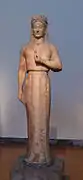 Phrasicleia, tombe d'une jeune fille d'une élite de l'Attique, v. 550-540. Marbre de Paros, 1,76 m. MNArch Athènes
