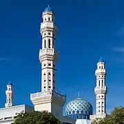 Vue de trois des quatre minarets.