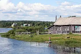 Le village de Kotkozero (Kotkatjärvi).