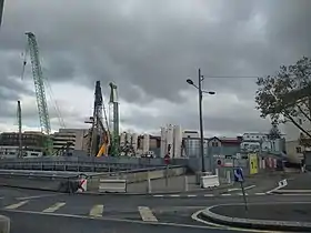 Travaux de construction de la station.