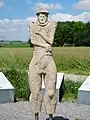 Statue anthropomorphique du Guerrier de Hirschlanden. Façonnée en grès, mesurant 150 centimètres de hauteur. La sculpture a été découverte sur le flanc nord d'une sépulture à tumulus, dans la nécropole de Hirschlanden dans le Bade-Wurtemberg. Milieu du VIe siècle av. J.-C..