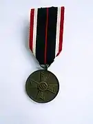 Médaille du mérite de guerre.