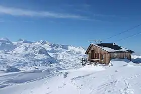 Vue aérienne de la station.