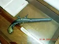 Le pistolet à fusil de Vuk.