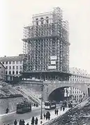 Construction de la tour nord en 1923.