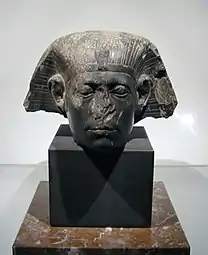 Le souverain « jeune »GranodioriteKunsthistorisches Museum Vienna
