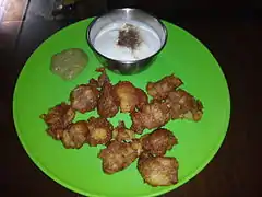 Pakora de sarrasin, préparés durant la saison du jeûne hindou et les fêtes.