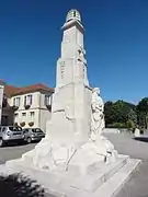 Monument aux morts.