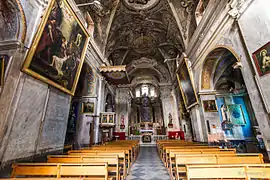 Intérieur de léglise.