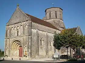 Église Saint-Pierre de Bois
