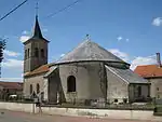 L'église de Cusey et sa rotonde.