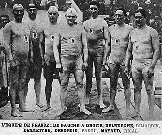 Henri Padou avec l'équipe de France, championne olympique en 1924.
