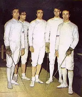 L'équipe de France olympique de fleuret en 1972 (Talvard, Magnan, Noël, Revenu et Berolatti).