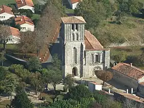 Vue aérienne de Beauvais-sur-Matha.