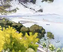 Peinture représentant une étendue d'eau avec des digues et des montagnes au fond, derrière un premier plan très net de branches et feuillages d'arbres