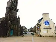 La rue ancienne principale de L'Hôpital-Camfrout.