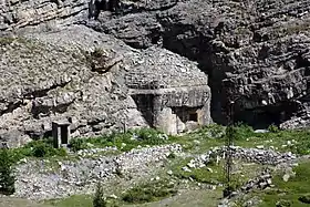 L'entrée de l'ouvrage des Aittes.