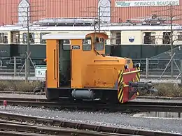 La manœuvre en gare d'Échallens est assurée depuis 1984 grâce au locotracteur Tm 2/2 1.