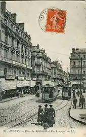 La Place du Ralliement et la rue Lenepveu