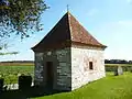 Chapelle du cimetière du Plessier-sur-Bulles