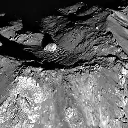 Détail du pic central du cratère Tycho. Le rocher fait 120 mètres de large.