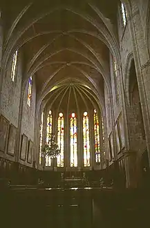 Nef et abside de la cathédrale de Lodève