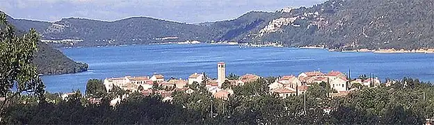 Lac de Sainte-Croix - Les Salles-sur-Verdon - Village de Sainte-Croix.