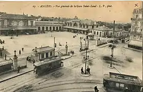 La première gare Saint-Laud, alors desservie par l'ancien tramway, au début du vingtième siècle.