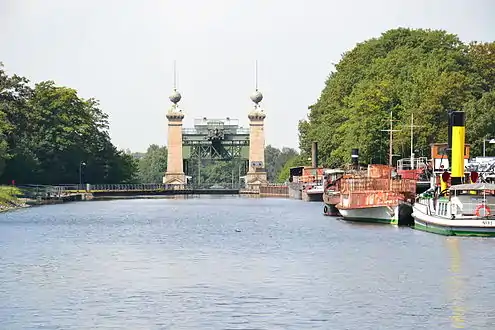 L’ascenseur à bateaux   Henrichenburg à Waltrop.