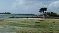 La Baie de Brignogan vue de la Plage du Garo à marée basse.