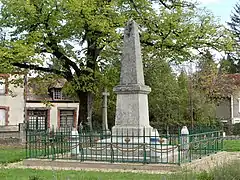 Le monument aux morts.