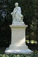 La statue de George Sand par Aimé Millet en 2004.