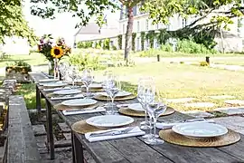 Restaurant La Chapelle de Guiraud - La table des vendanges.