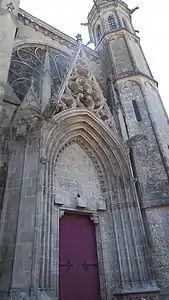 Portail gothique.