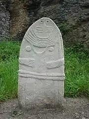 La Dame de Saint-Sernin à Rodez (France) - statue-menhir.