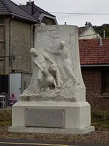 Mémorial de l'accident du 20 septembre 1910 en gare de La Faloise.