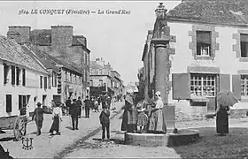 La Grand'Rue du Conquet vers 1930.