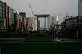 La Grande Arche vue de l'ouest, boulevard de Pesaro à Nanterre (novembre 2014).