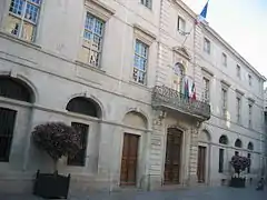 L'hôtel de ville.