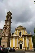 L'église Saint-Jean-Baptiste et son campanile.