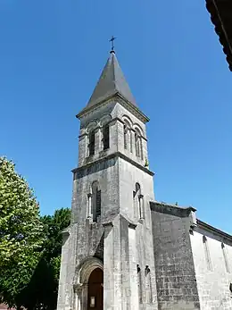 L'église Saint-Pierre-et-Saint-Paul.