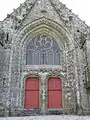 L'église de La Trinité-Langonnet : le portail occidental.