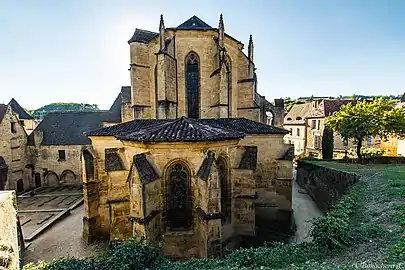 La cathédrale Saint-Sacerdos.