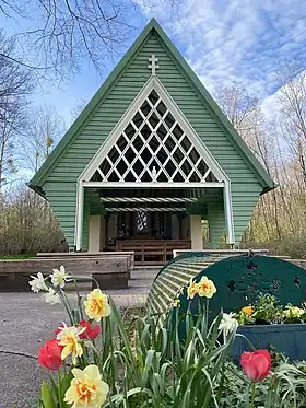 Chapelle au printemps