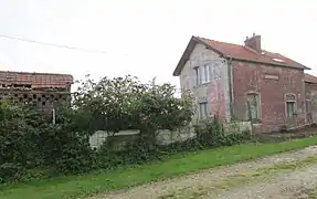 La gare de nos jours, transformée en habitation.