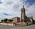 La mairie et l'église Saint-Martin.