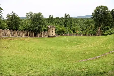 Théâtre de verdure, au Nord du site, 8 juin 2019.