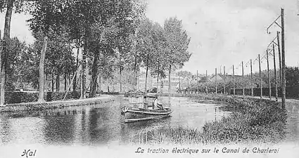 Trolley boat sur le canal Charleroi-Bruxelles.