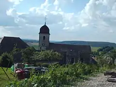 Romain, l'église et la vallée.